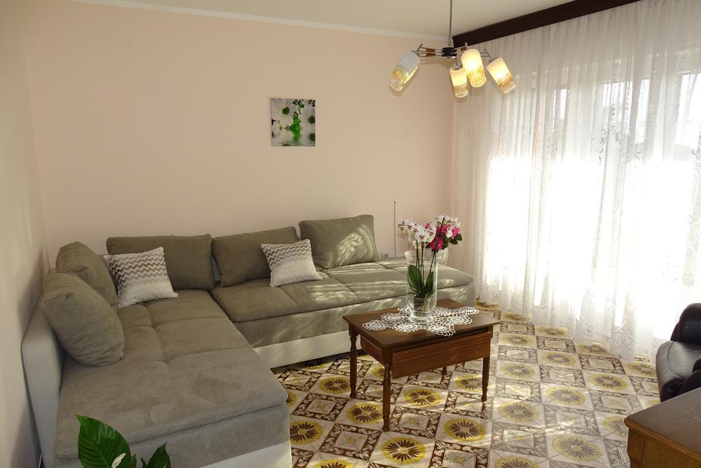 Apartment Parenzana Bibali 65 A 52460-בוג'ה מראה חיצוני תמונה