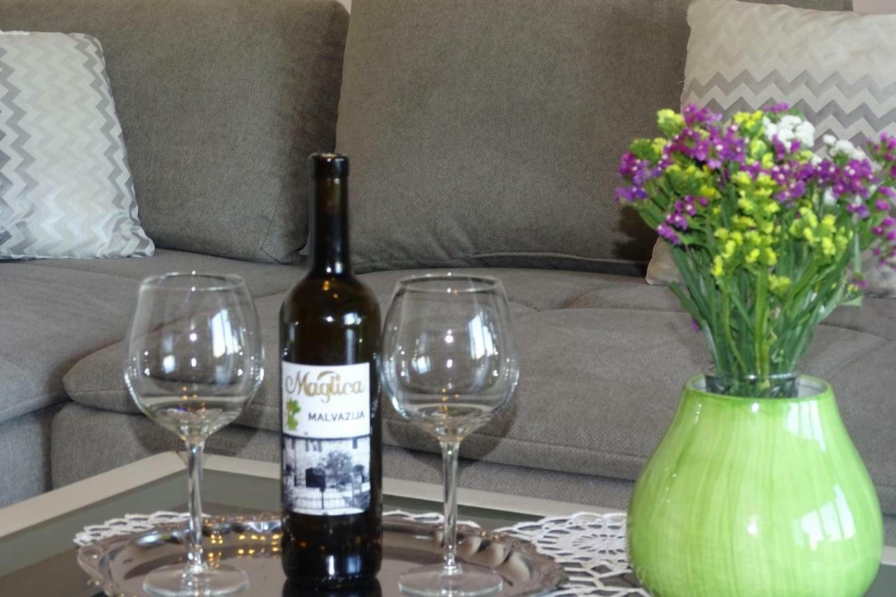 Apartment Parenzana Bibali 65 A 52460-בוג'ה מראה חיצוני תמונה